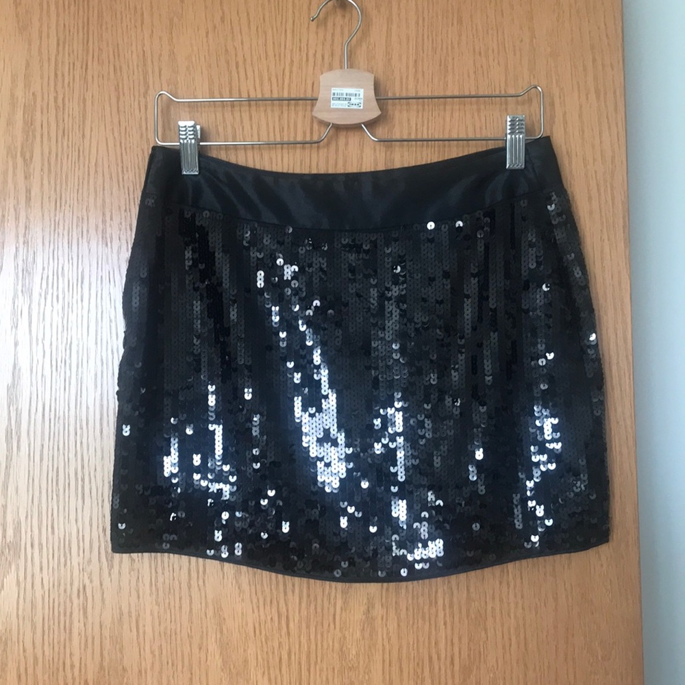 Mini sequence skirt